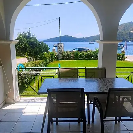Captain Nick 2* Katokhorion (Lefkada)